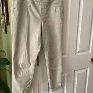 Style & Co. size 8 Capri